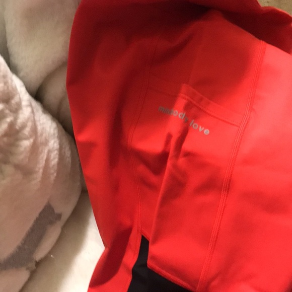 These fabulous beans new leggings have never been worn. Perfect for exercise - Picture 2 of 9